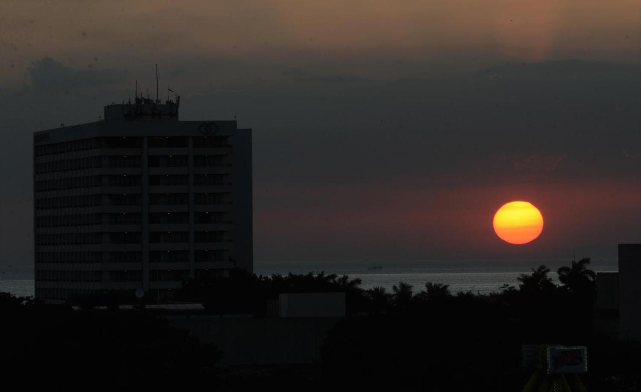 Deluxe End Unit Overlooking Manila Bay Apartment Exterior photo